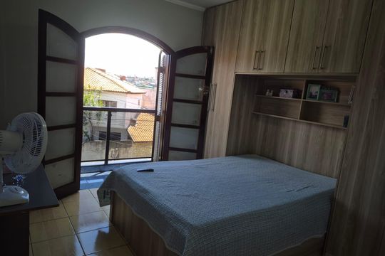 Quarto de casa à venda com 3 quartos, 159m² em Jardim Ipanema(zona Leste), São Paulo