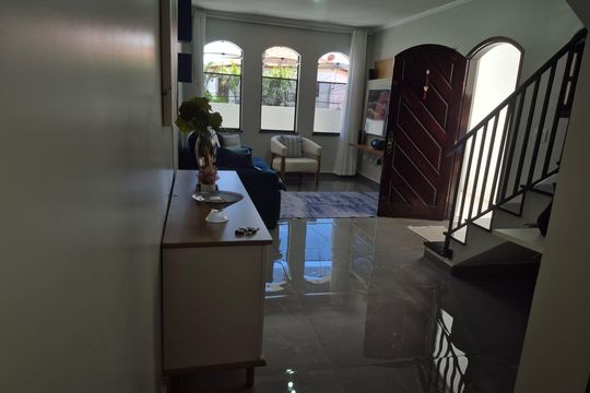 Sala de casa à venda com 3 quartos, 159m² em Jardim Ipanema(zona Leste), São Paulo