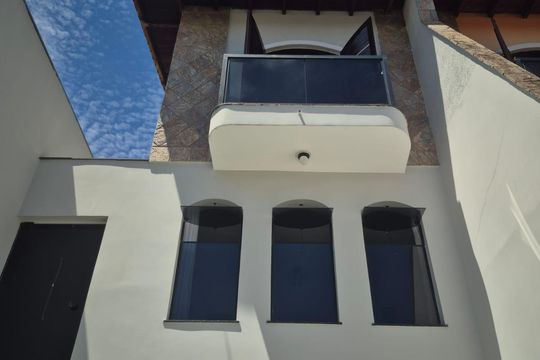 Área externa de casa à venda com 3 quartos, 159m² em Jardim Ipanema(zona Leste), São Paulo