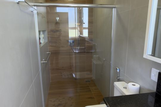 Casa de Condomínio para alugar com 4 quartos, 453m² em Dos Ipês, Vespasiano