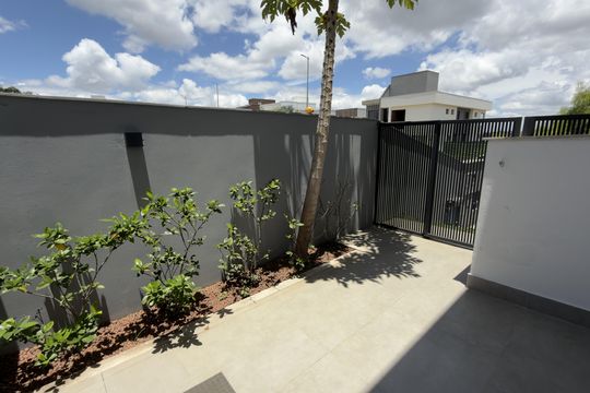Casa de Condomínio para alugar com 4 quartos, 453m² em Dos Ipês, Vespasiano