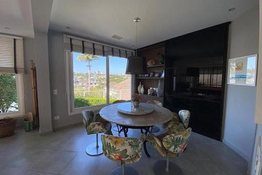 Casa à venda com 4 quartos, 586m² em Tamboré, Barueri