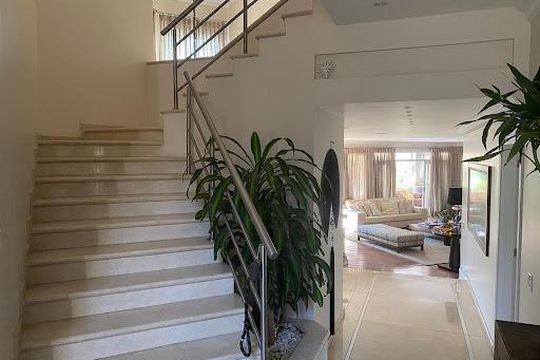 Casa à venda com 4 quartos, 586m² em Tamboré, Barueri