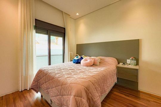 Casa à venda com 4 quartos, 441m² em Alphaville, Santana de Parnaíba