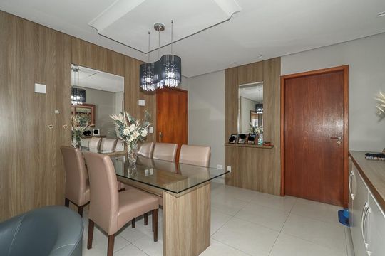 Sala de apartamento à venda com 3 quartos, 105m² em Jardim Lindóia, Porto Alegre
