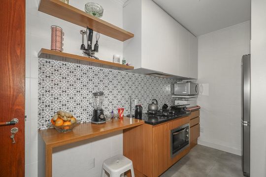 Cozinha de apartamento à venda com 3 quartos, 105m² em Jardim Lindóia, Porto Alegre