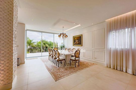 Casa à venda com 3 quartos, 698m² em Alphaville, Santana de Parnaíba
