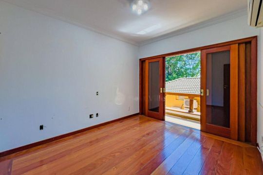 Casa à venda com 4 quartos, 560m² em Alphaville Residencial Um, Barueri