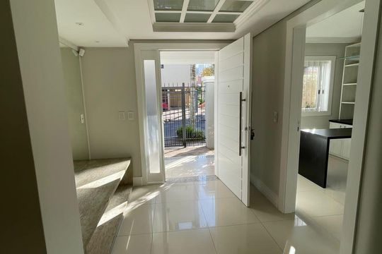 Quarto de casa à venda com 5 quartos, 268m² em Marechal Rondon, Canoas