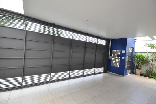 Garagem de casa à venda com 3 quartos, 353m² em Tremembé, São Paulo