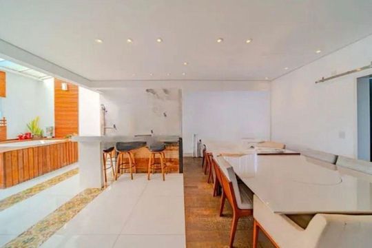 Apartamento à venda com 4 quartos, 210m² em Vila Regente Feijó, São Paulo