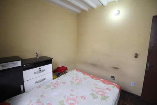 Quarto 1 de apartamento à venda com 2 quartos, 45m² em Jardim Riacho das Pedras, Contagem