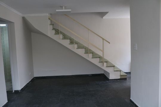 Sala  de casa à venda com 4 quartos, 158m² em Lapa de Baixo, São Paulo