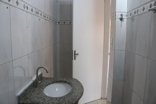 Banheiro 2 de casa à venda com 4 quartos, 158m² em Lapa de Baixo, São Paulo