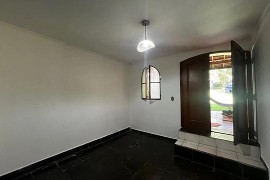Casa à venda com 2 quartos, 100m² em Fazenda Santa Cândida, Campinas