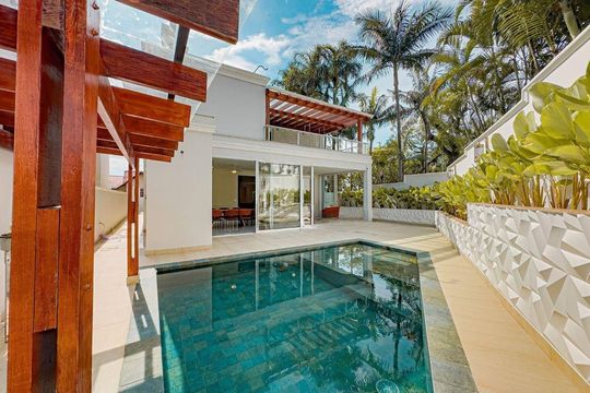 Casa à venda com 4 quartos, 600m² em Residencial Tres (Alphaville), Santana de Parnaíba