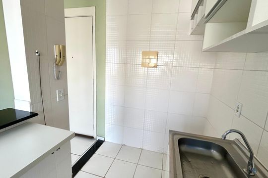 Cozinha de apartamento para alugar com 2 quartos, 45m² em Ponte Grande, Guarulhos