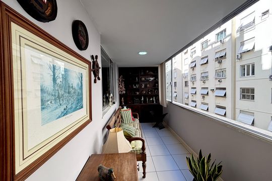 Varanda da sala de apartamento para alugar com 3 quartos, 144m² em Copacabana, Rio de Janeiro