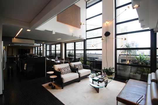 Sala de apartamento para alugar com 2 quartos, 90m² em Vila Nova Conceição, São Paulo