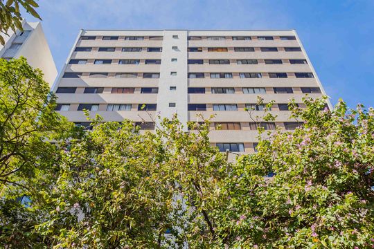 Fachada de apartamento à venda com 3 quartos, 82m² em Sumaré, São Paulo