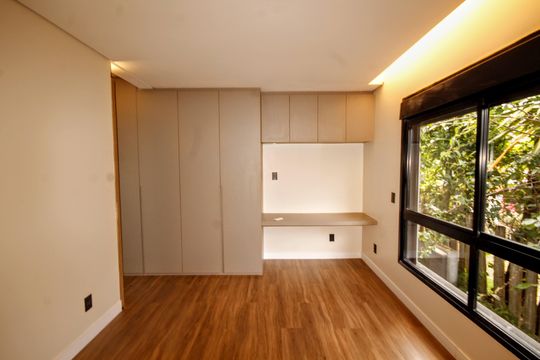 quarto 1 de casa de condomínio à venda com 4 quartos, 403m² em Alphaville - Lagoa dos Ingleses, Nova Lima