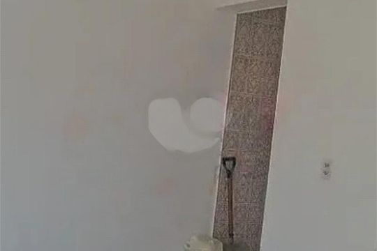 Casa à venda com 2 quartos, 300m² em Vila Zat, São Paulo