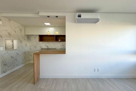Sala de apartamento à venda com 2 quartos, 59m² em Jardim do Salso, Porto Alegre