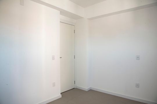 Quarto de apartamento à venda com 1 quarto, 50m² em Planalto Paulista, São Paulo