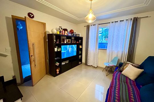 Sala de casa à venda com 3 quartos, 132m² em Macedo, Guarulhos