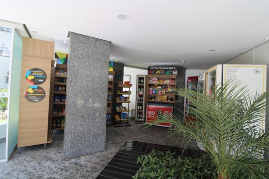 Mercadinho de apartamento à venda com 3 quartos, 73m² em Vila Isa, São Paulo