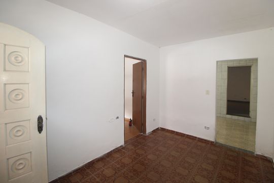 Casa para alugar com 2 quartos, 160m² em Vila Bandeirantes, São Paulo