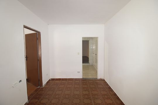 Sala de casa para alugar com 2 quartos, 160m² em Vila Bandeirantes, São Paulo