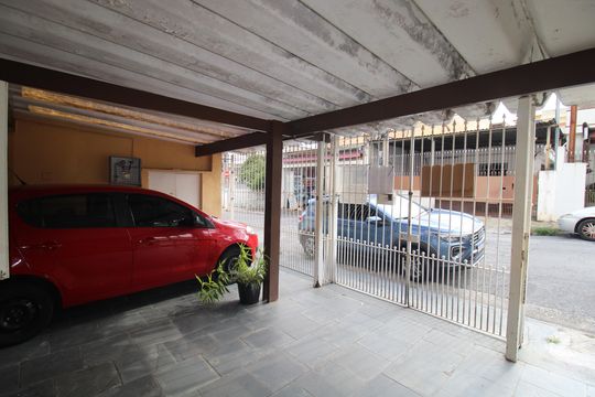 Garagem de casa para alugar com 2 quartos, 160m² em Vila Bandeirantes, São Paulo