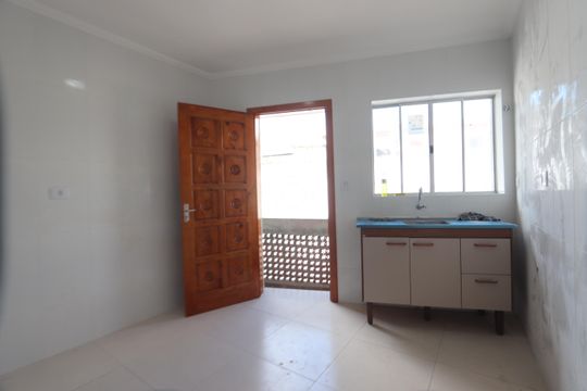 Cozinha de casa para alugar com 1 quarto, 60m² em Vila Nova Utinga, São Paulo