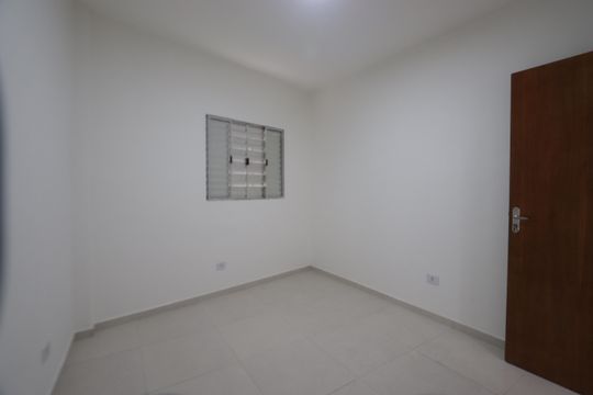 Quarto de casa para alugar com 1 quarto, 60m² em Vila Nova Utinga, São Paulo