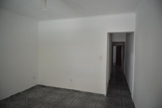Sala de casa à venda com 2 quartos, 130m² em Vila Camilópolis, Santo André