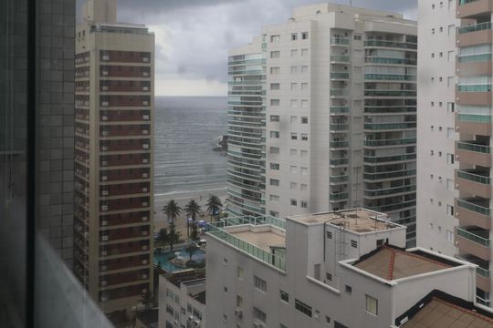 Vista de apartamento para alugar com 3 quartos, 118m² em Jardim Asturias, Guarujá