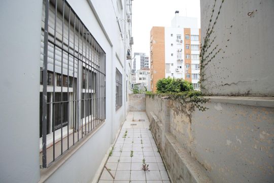 Quintal de apartamento à venda com 3 quartos, 113m² em Rio Branco, Porto Alegre
