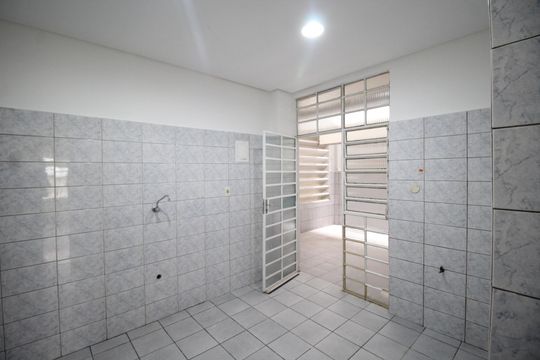 Cozinha de apartamento à venda com 3 quartos, 113m² em Rio Branco, Porto Alegre