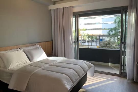 Quarto de apartamento para alugar com 1 quarto, 25m² em Indianópolis, São Paulo