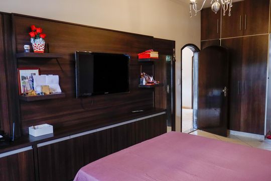 Quarto 2 - Suíte de casa para alugar com 3 quartos, 150m² em Três Montanhas, Osasco