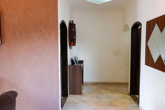 sala de casa para alugar com 3 quartos, 150m² em Três Montanhas, Osasco