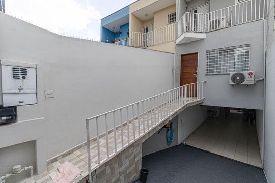 Garagem de casa à venda com 3 quartos, 165m² em Jardim Artur Alvim, São Paulo