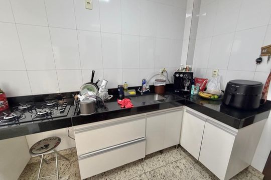 Cozinha de apartamento à venda com 3 quartos, 81m² em Padre Eustáquio, Belo Horizonte