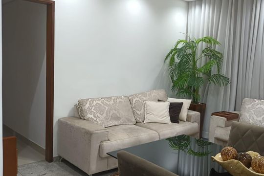 Sala de apartamento à venda com 3 quartos, 81m² em Padre Eustáquio, Belo Horizonte