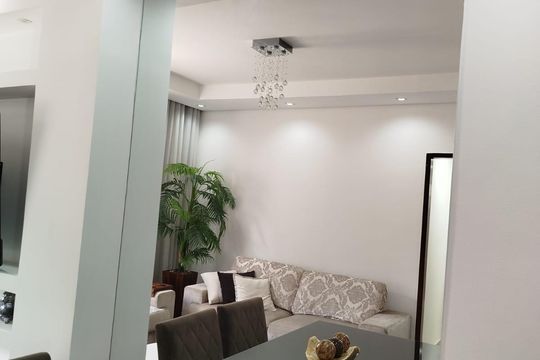 Sala de apartamento à venda com 3 quartos, 81m² em Padre Eustáquio, Belo Horizonte