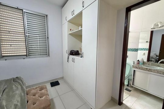 Suíte de apartamento à venda com 3 quartos, 81m² em Padre Eustáquio, Belo Horizonte
