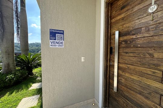 Fachada de casa de condomínio para alugar com 4 quartos, 472m² em Cidade Tamboré, Santana de Parnaíba