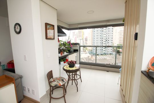 Varanda gourmet de apartamento à venda com 2 quartos, 74m² em Vila Assunção, Santo André