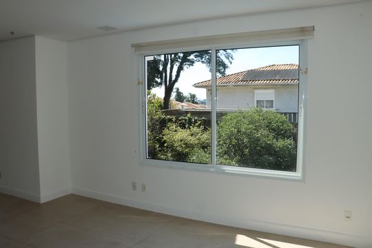Sala de casa de condomínio para alugar com 4 quartos, 295m² em Horizontal Park, Cotia